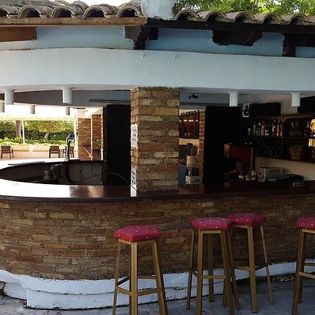 גאוביה Melody Hotel מראה חיצוני תמונה